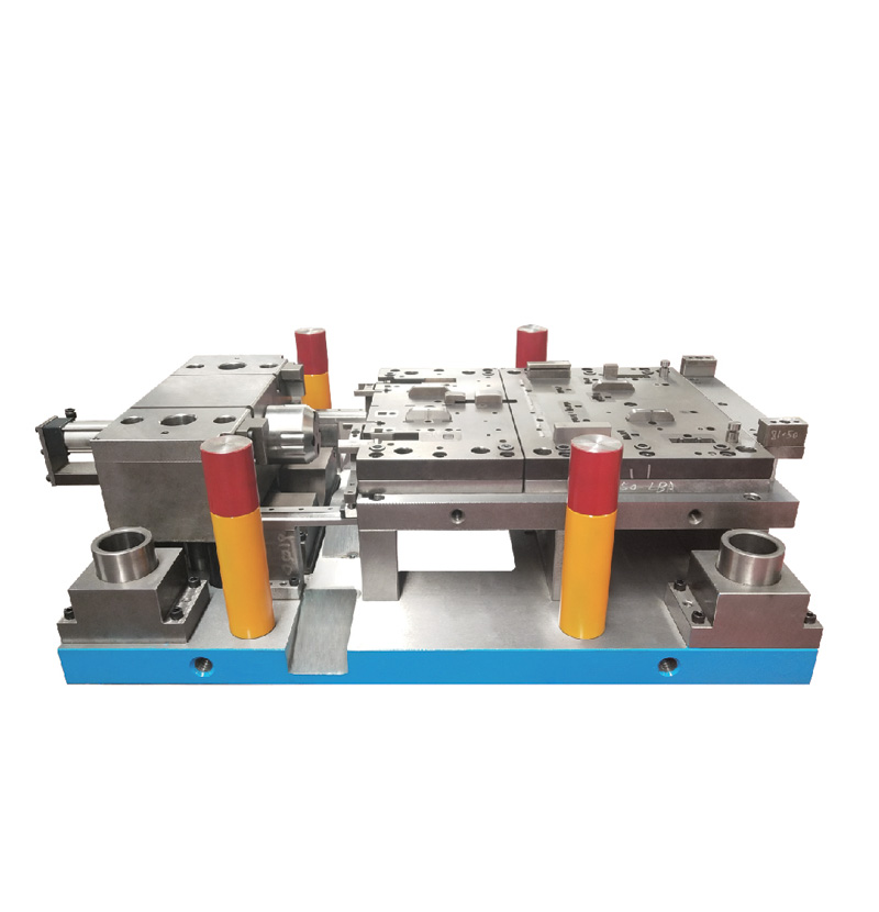 大慶沖裁、卷圓、鉚接一次性形成智能自動沖壓模具