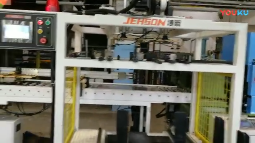 滄州連桿式機械手外罩生產(chǎn)視頻